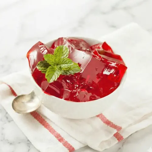 Gelatin recipe for weight loss served as homemade red gelatin cubes with mint